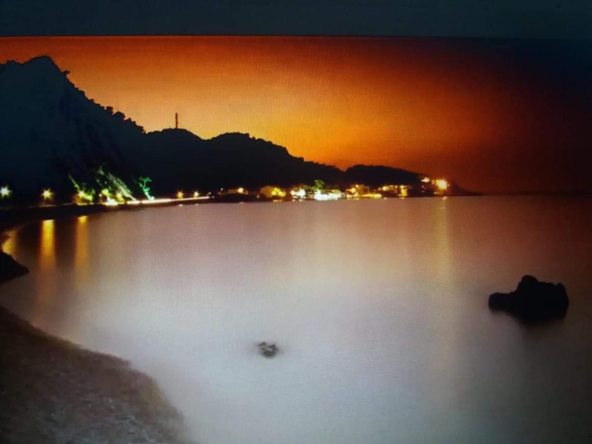 Abeas Samos Antonis 3 * Avlakia